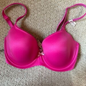 NWT 32DDD Victoria’s Secret demi bra